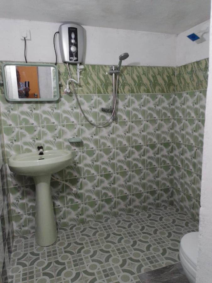 Sea Side Bay House Hotel Уелигама Екстериор снимка