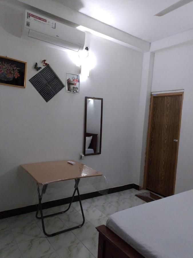 Sea Side Bay House Hotel Уелигама Екстериор снимка